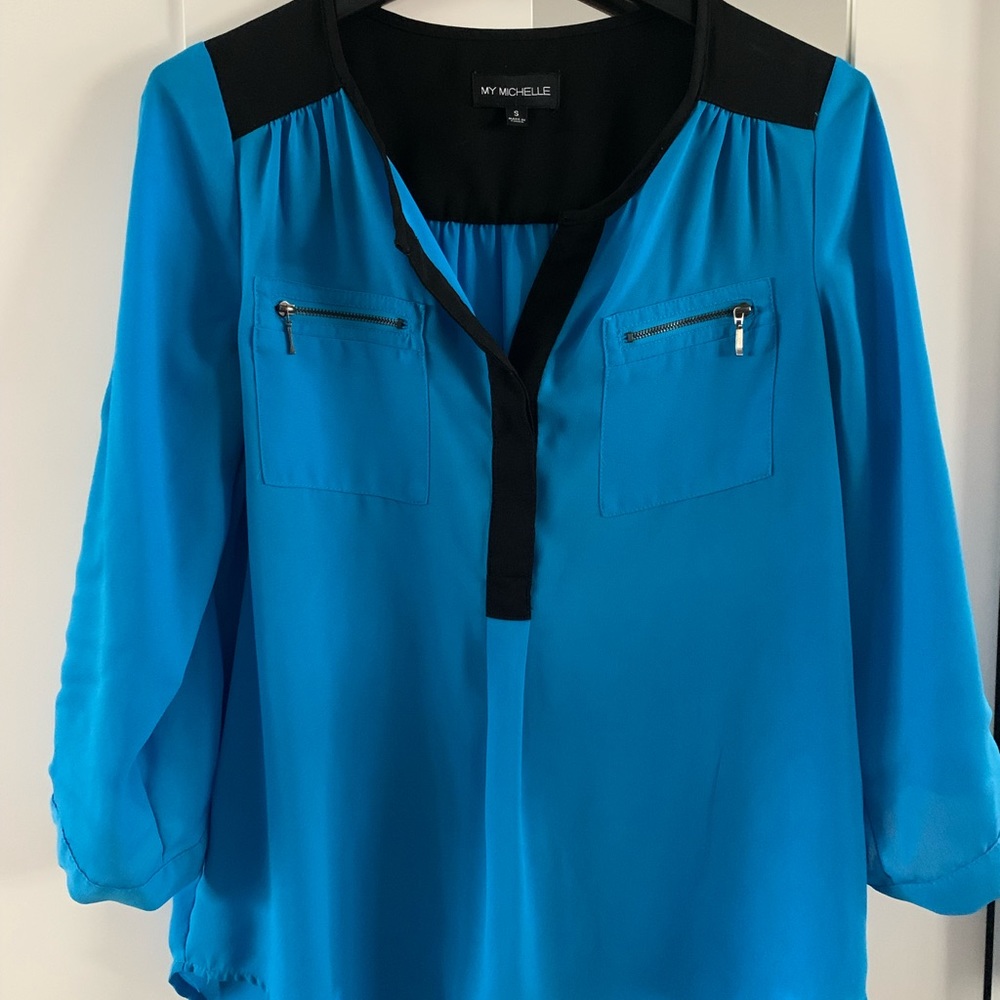 My Michelle blouse with roll up convertible sleeves